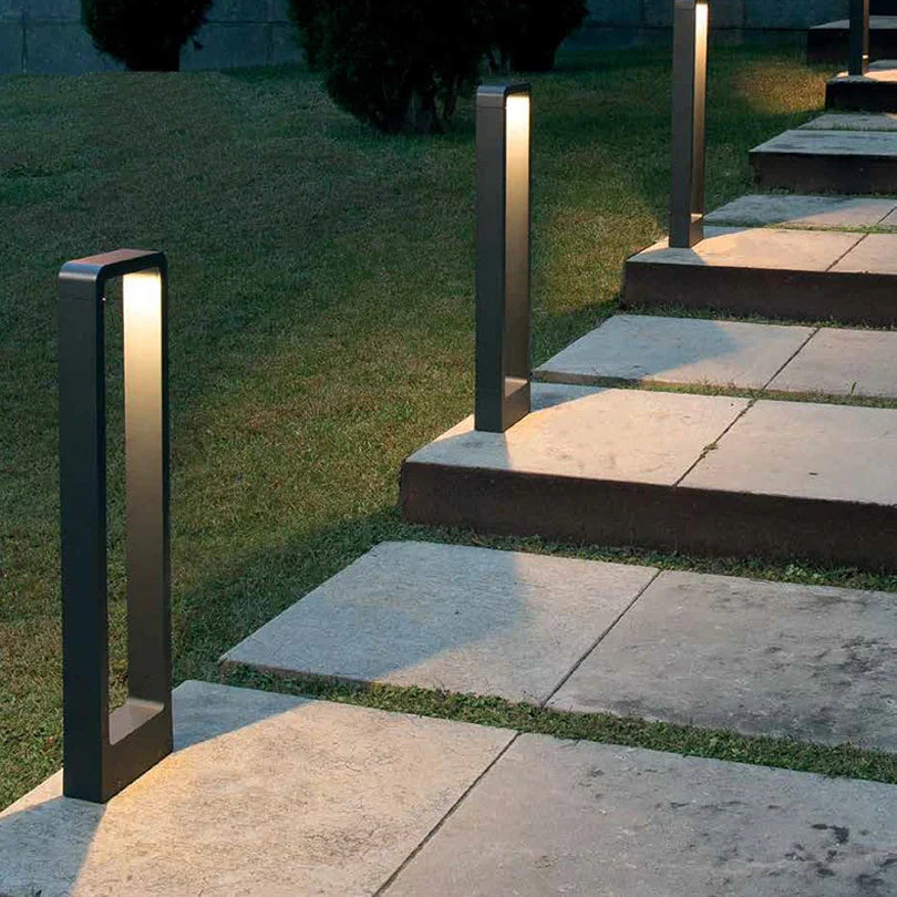 Elegant Outdoor Light | Solar Garden Pathway Lamp with Waterproof Design | Bright LED for Stunning Landscape Lighting 3